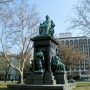 Dek Ferenc-szobor
