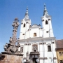 Piarista templom s Szenthromsg oszlop