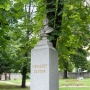 Kisfaludy Sndor-szobor